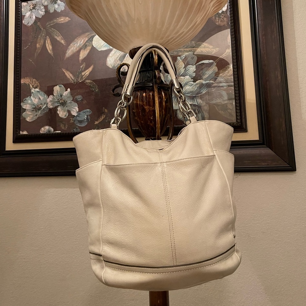 ❤️Sold❤️Coach please check all picture of condition - Picture 3 of 17